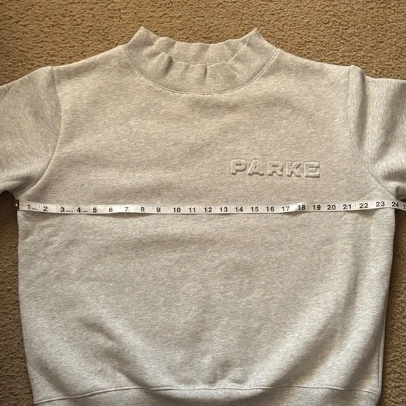 NWT Parke Classic Gray Embossed Mockneck Sweatshirt Size S/M - Picture 8 of 12